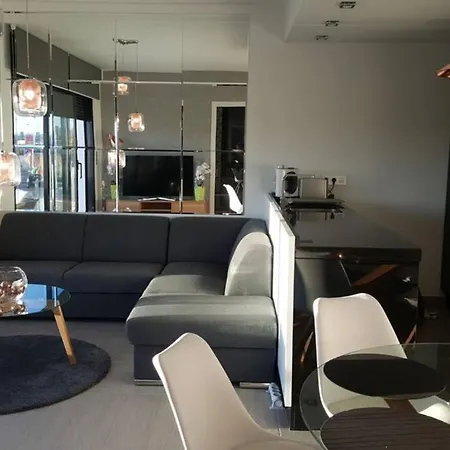 Sun Terrace Τορεβιέχα